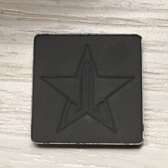 Like New, Jeffery Star single eyeshadow in Punk Couture - Picture 2 of 2